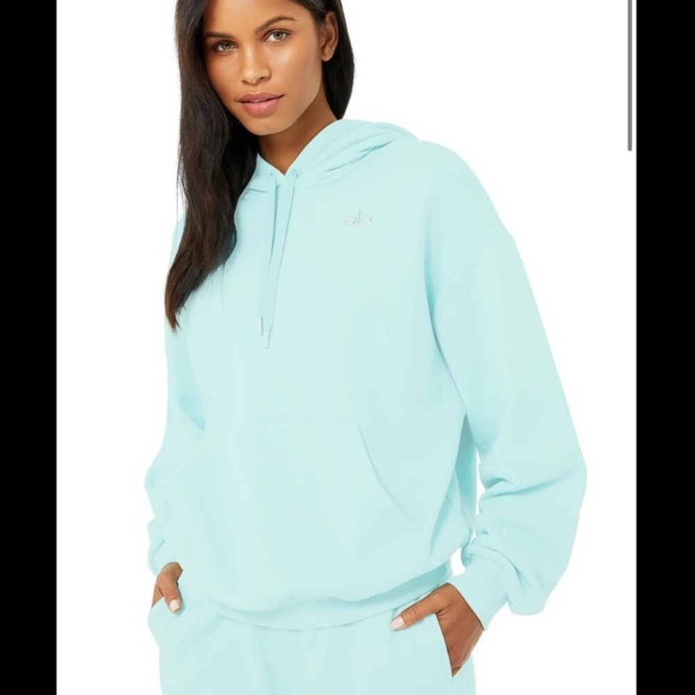 All accolade sweatshirt blue quartz